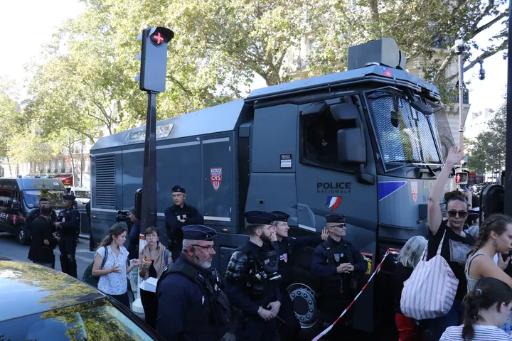 Manifestations lycéennes: plus de 100 000 signatures contre les armes mutilantes