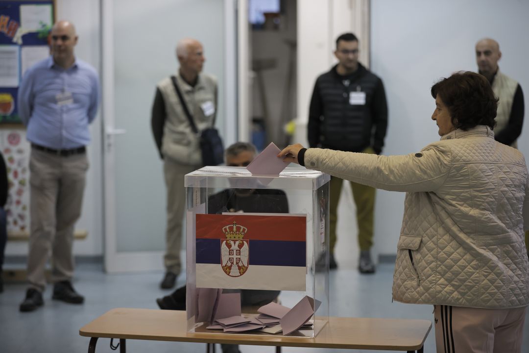 Nisin zgjedhjet e parakohshme parlamentare në Serbi  6 45 milionë qytetarë me të drejtë vote