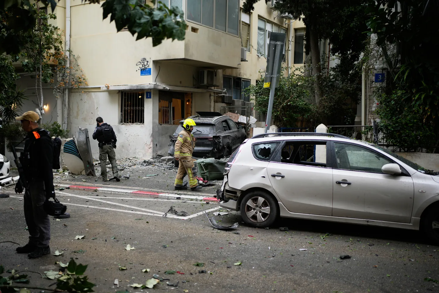 שנה למתקפת הטילים: המדינה והעירייה מפקירות את מפוני רחוב פינסקר בתל אביב