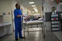 Ιράν: Περισσότεροι από 30 άμαχοι έχασαν τη ζωή τους στις τελευταίες επιθέσεις των ΗΠΑ