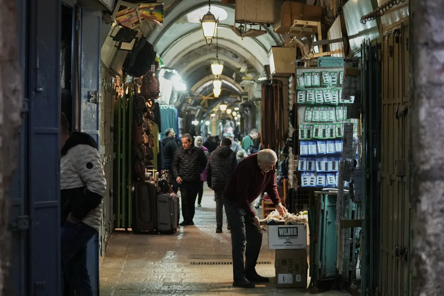 משבר כלכלי מעמיק בישראל: שליש מהעובדים מדווחים על פגיעה חמורה בהכנסותיהם בעקבות העימות עם איראן