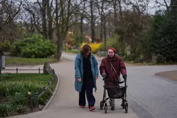 Ezek a 45 és 65 éves kor között kialakított szokások akár 13 évvel is késleltethetik a demenciát