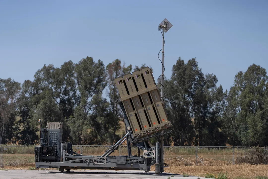 מערכת כיפת ברזל של ישראל נתקלת בקשיים כאשר תוכנית של פולקסווגן לייצר חלקים במפעל בגרמניה נכשלת
