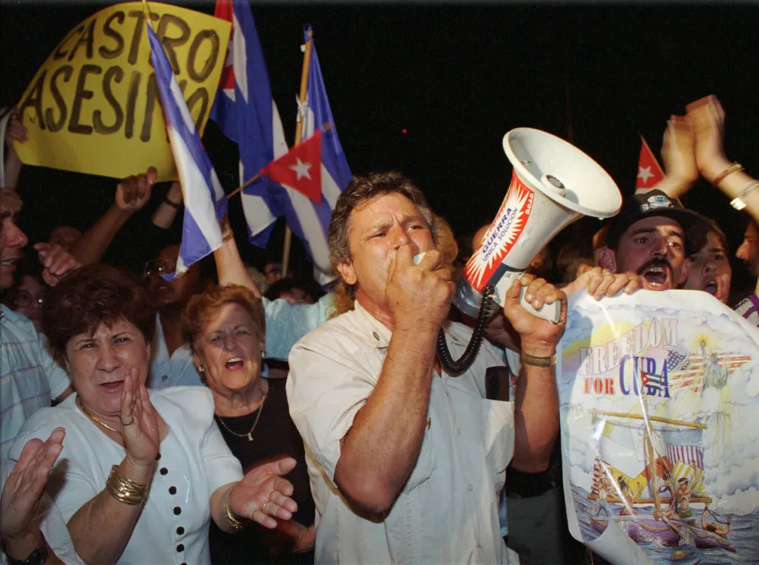 “Seguir luchando”: la diáspora cubana, entre los apagones y el fortalecimiento del bloqueo de EE.UU.