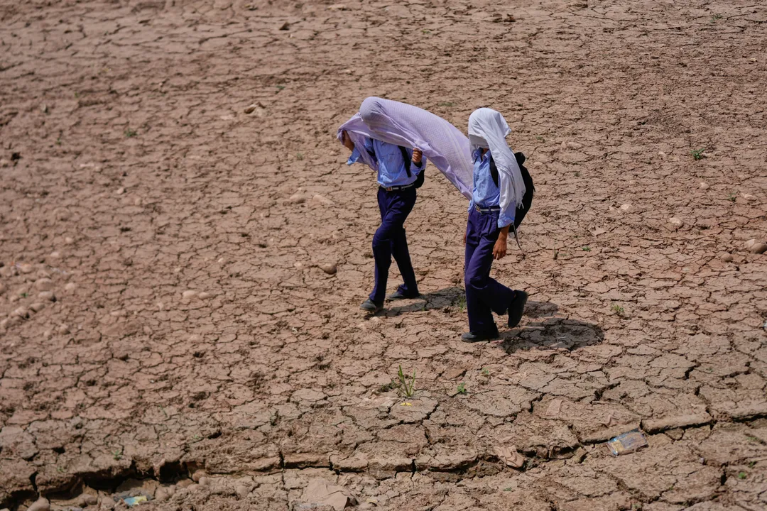 दक्षिण एशिया की अर्थव्यवस्था को 2050 तक करीब 7% नुकसान पहुंचा सकती है अत्यधिक गर्मी: विश्व बैंक