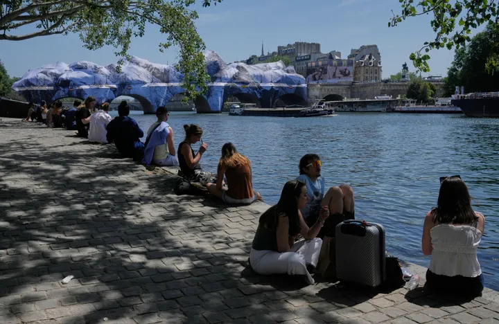 Canicule en France: "sept décès" dont cinq noyades