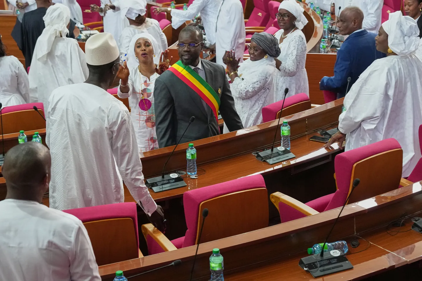 Sénégal : Le PASTEF, parti majoritaire, rejette le budget en commission