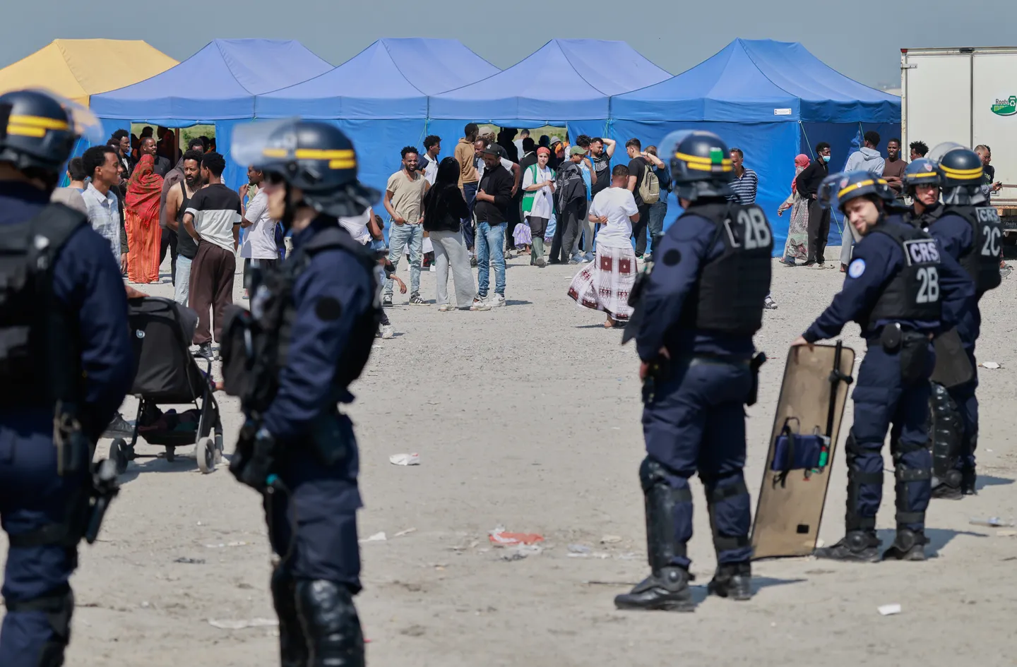 CBS: Immigratie naar Nederland daalt voor 3de jaar op rij, vooral minder asiel- en kennismigranten