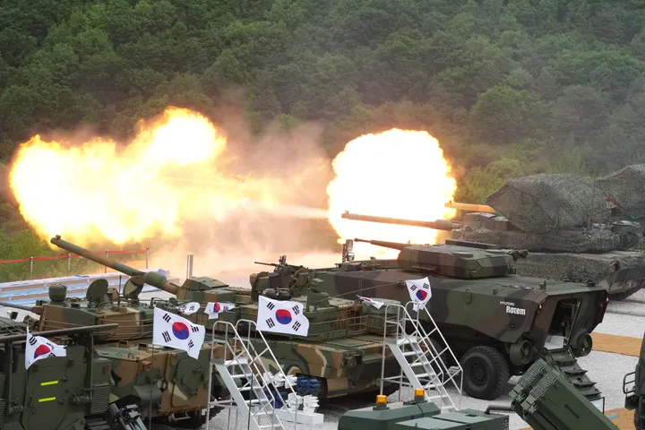 트럼프, 한미 연합훈련 축소 지시… 중국, 한반도 문제 ‘정치적 해결’ 촉구