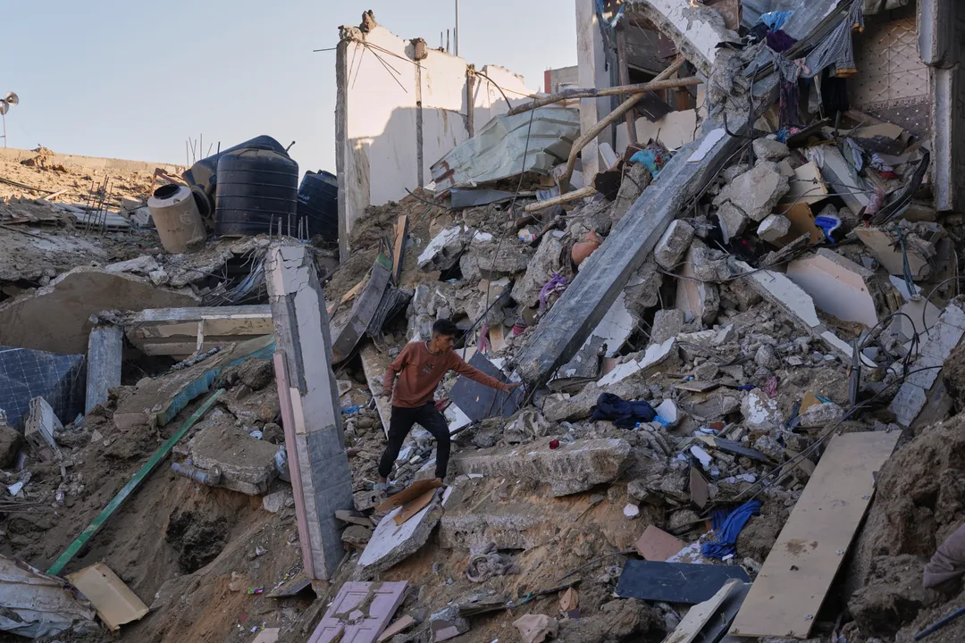 Sept Palestiniens blessés lors d'une frappe israélienne sur un immeuble résidentiel à Gaza