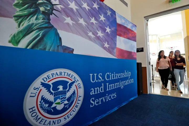 Trump administration pauses immigrant visa applications —report