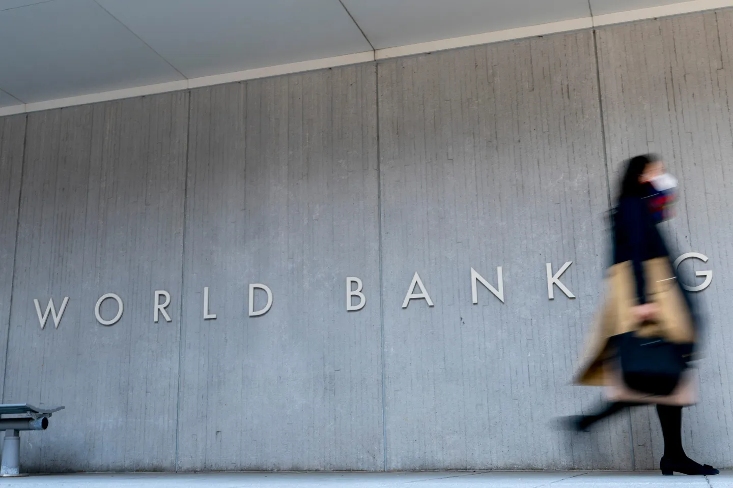Bank Dunia kucurkan penjaminan 750 juta dolar AS untuk KUR Bank Mandiri