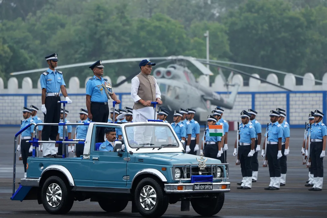 यूक्रेन और मध्य पूर्व युद्धों से रक्षा आपूर्ति प्रभावित, IAF ने स्वदेशी उत्पादन पर जोर दिया