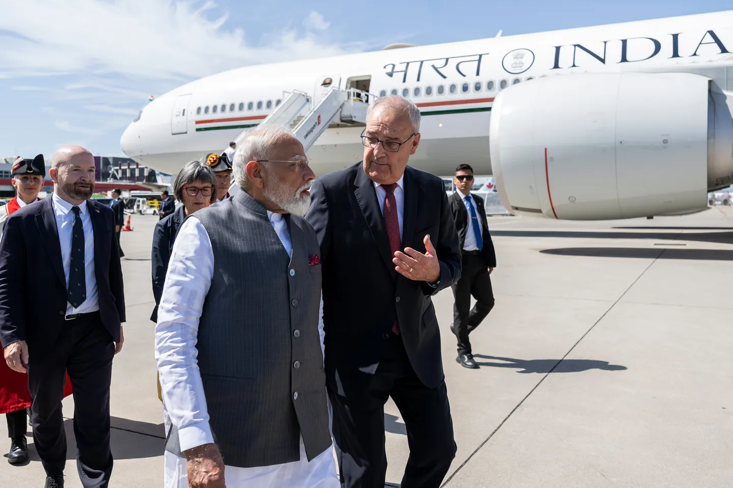 मोदी और स्विस राष्ट्रपति की मुलाकात, वैश्विक शांति और स्थिरता पर साथ काम करने की बात