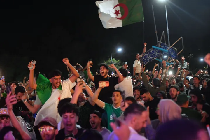 Algeria and Austria reach FIFA World Cup knockouts after 3-3 thriller