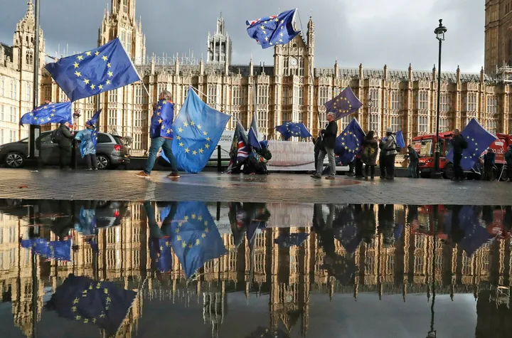 La Grande-Bretagne dix ans après le Brexit : entre dépression et montée du racisme