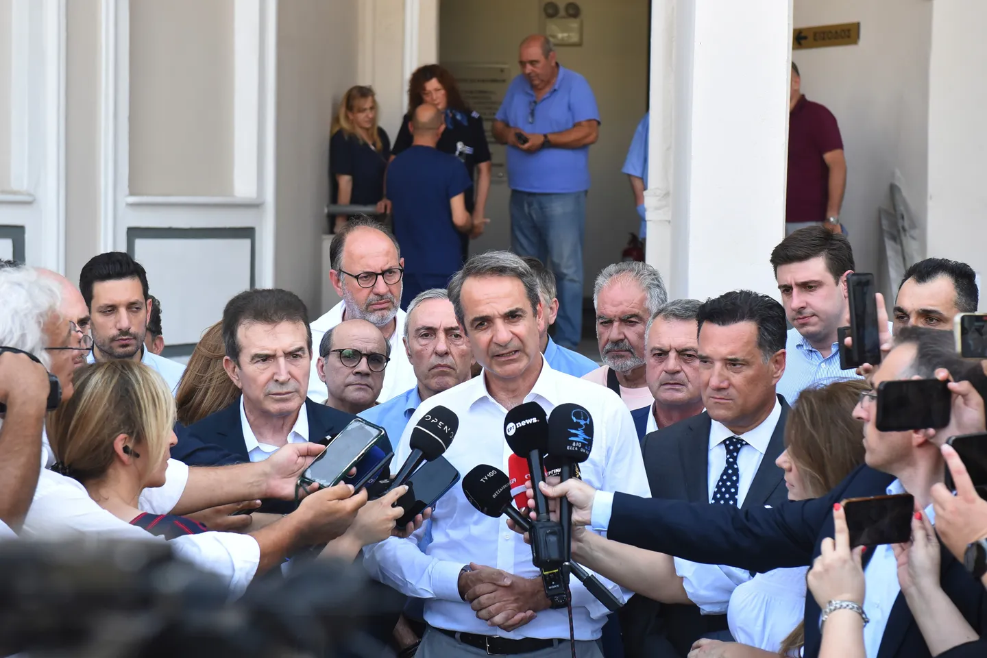 საბერძნეთში მმართველი პარტიის წევრების სახლებზე ბომბით თავდასხმა განხორციელდა
