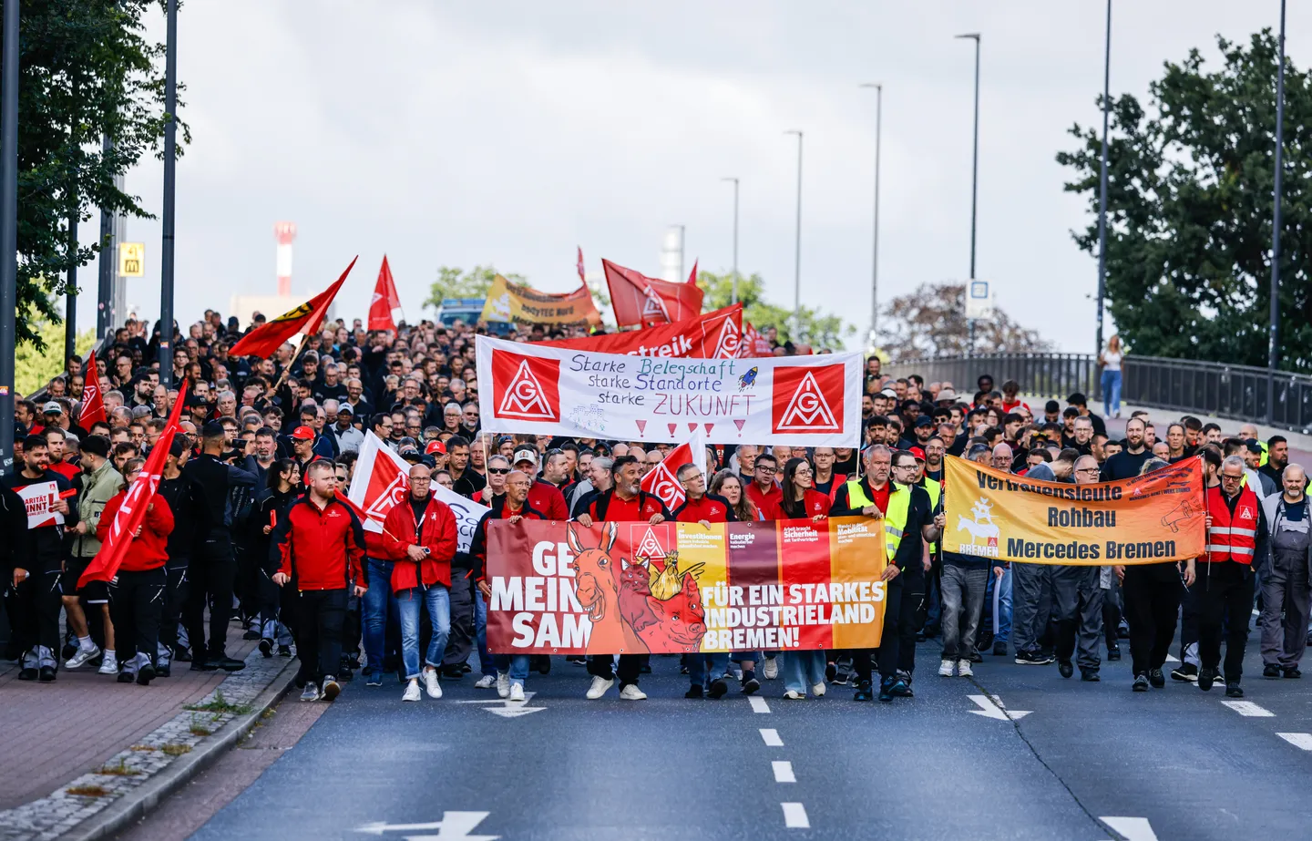 Bundesweiter Protest gegen Jobabbau in Autoindustrie