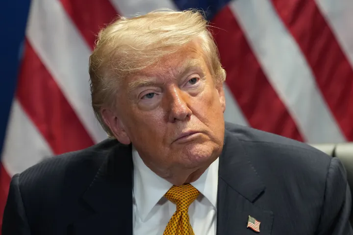 Trump da por muerto el acuerdo con Irán y amenaza con nuevos ataques este miércoles