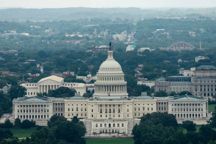 US Senate passes sweeping Russia sanctions bill in bipartisan vote