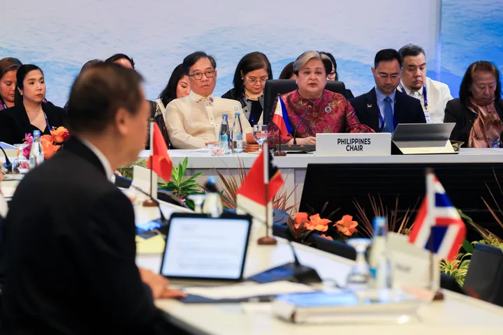 ASEAN urges US, Iran to show restraint, saying renewed conflict threatens peace efforts