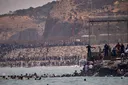 Des milliers de personnes tentent de rejoindre l'enclave espagnole de Ceuta depuis le Maroc