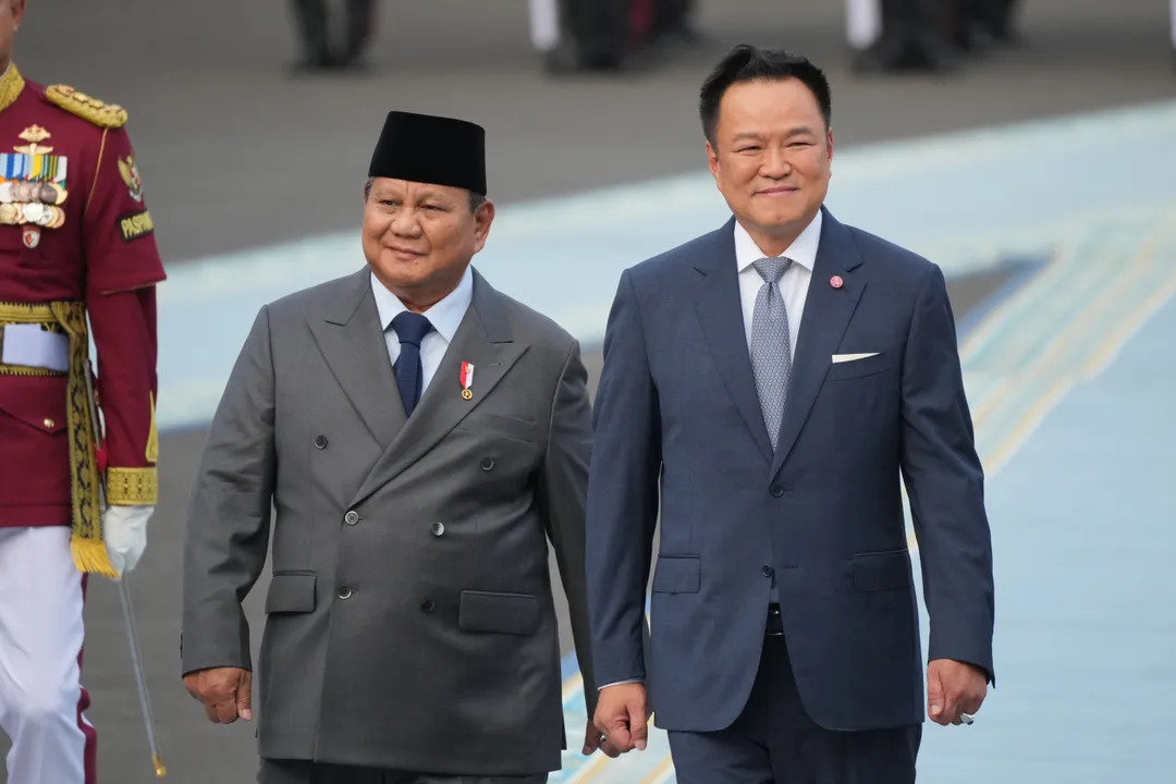 Prabowo terima penghargaan militer dari Anutin, RI-Thailand sepakat perkuat hubungan dagang