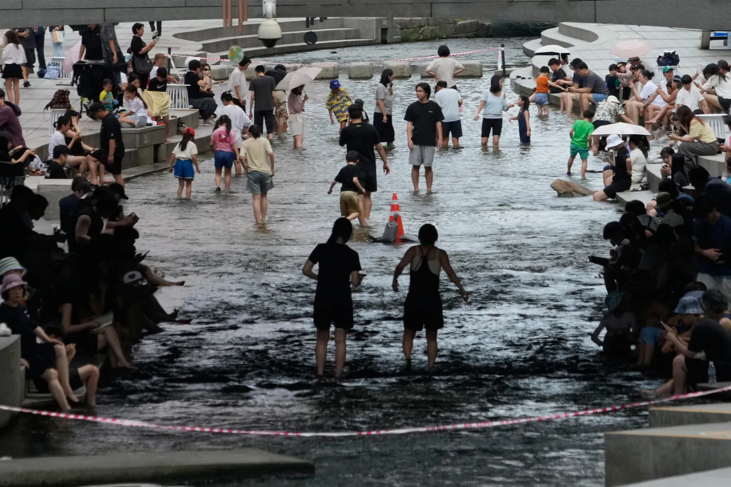 South Korea heatwave kills 16 as Seoul issues first highest-level heat alert