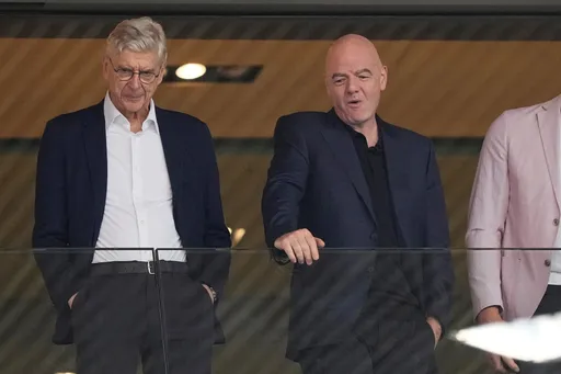 Arsene Wenger ‘ba shi da masaniya’ kan shirin Infantino na sayar da hannun-jarin Gasar Kofin Duniya