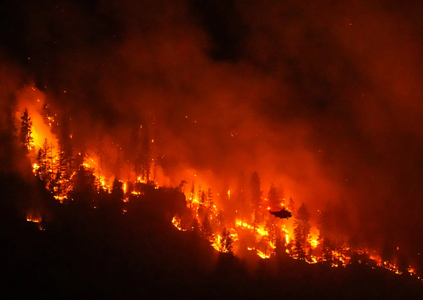Wildfire forces 20,000 evacuations in Canada's British Columbia