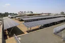 Le Niger signe un accord pour construire une centrale solaire de 200 MW