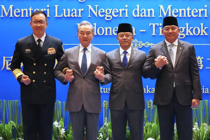 Indonesia, China seek closer defence ties, cooperation on food and energy security