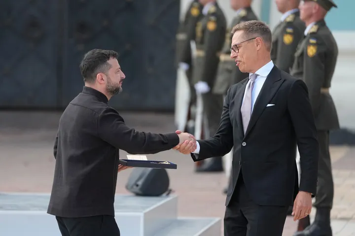 Ukraine et Finlande renforcent leur coopération dans le domaine des drones