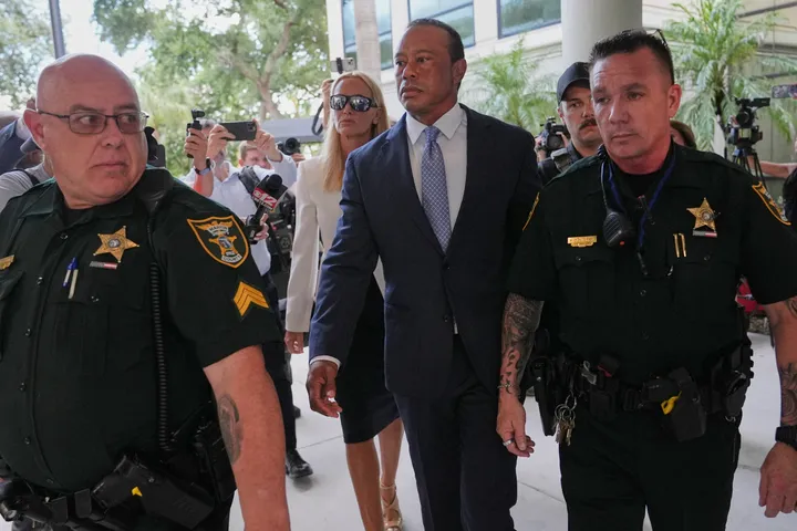 Golf legend Tiger Woods gets five-year driving ban after Florida crash