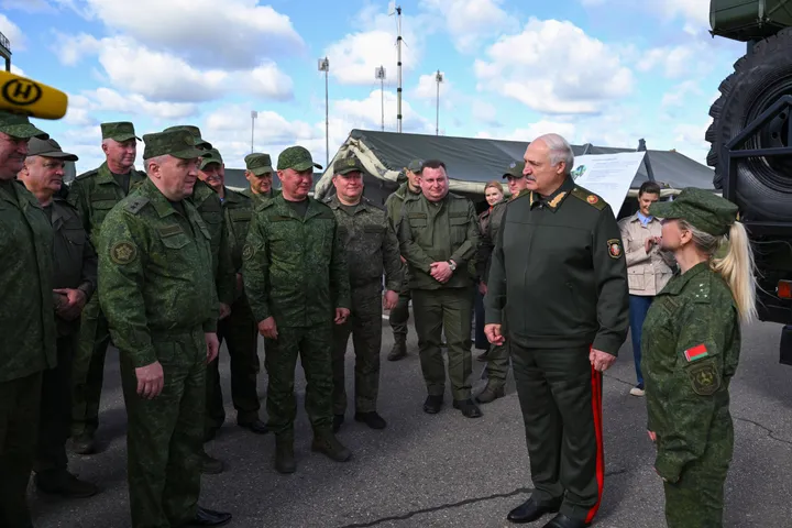 Manewry Białorusi w pobliżu granicy z Polską i Litwą