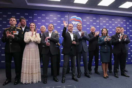 Единствена Русија на Путин пред убедлива победа на парламентарните избори