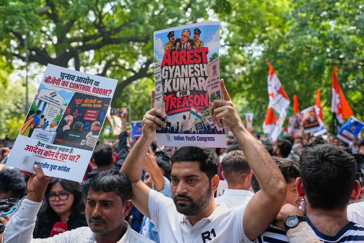 विपक्षी दलों ने चुनाव आयोग के खिलाफ ‘लोकतंत्र बचाओ’ प्रदर्शन का ऐलान किया