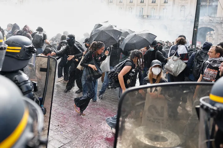 Schülerproteste in Frankreich erreichen neuen Höhepunkt
