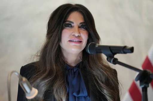 Ο Τραμπ εξετάζει το ενδεχόμενο απομάκρυνσης της πρέσβη των ΗΠΑ στην Ελλάδα, Γκιλφόιλ