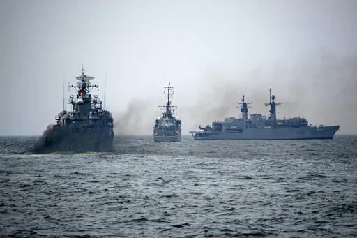 НАТО ќе испрати авиони и беспилотни летала во Црното Море по нападите врз бродови