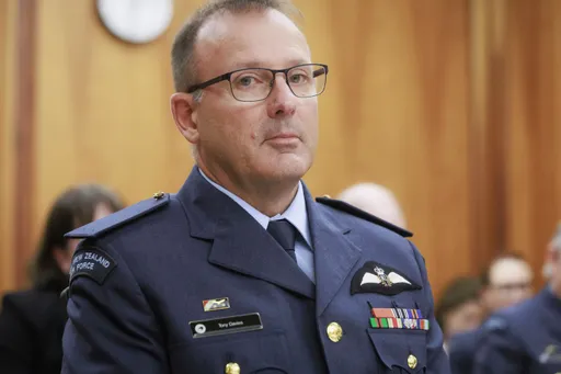 New Zealand's top military commander resigns over 'inappropriate relationship'