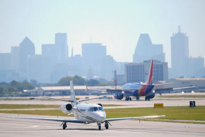 Oxfam: Privatjets verursachen 16 Millionen Tonnen CO₂