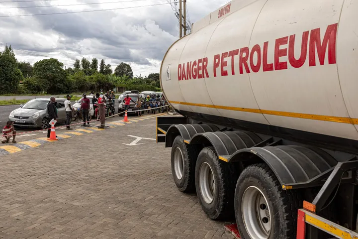 Kenya extends fuel tax cut for three more months