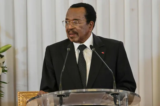 Cameroun : Le parti au pouvoir se réunit alors que la longue absence de Paul Biya suscite débat