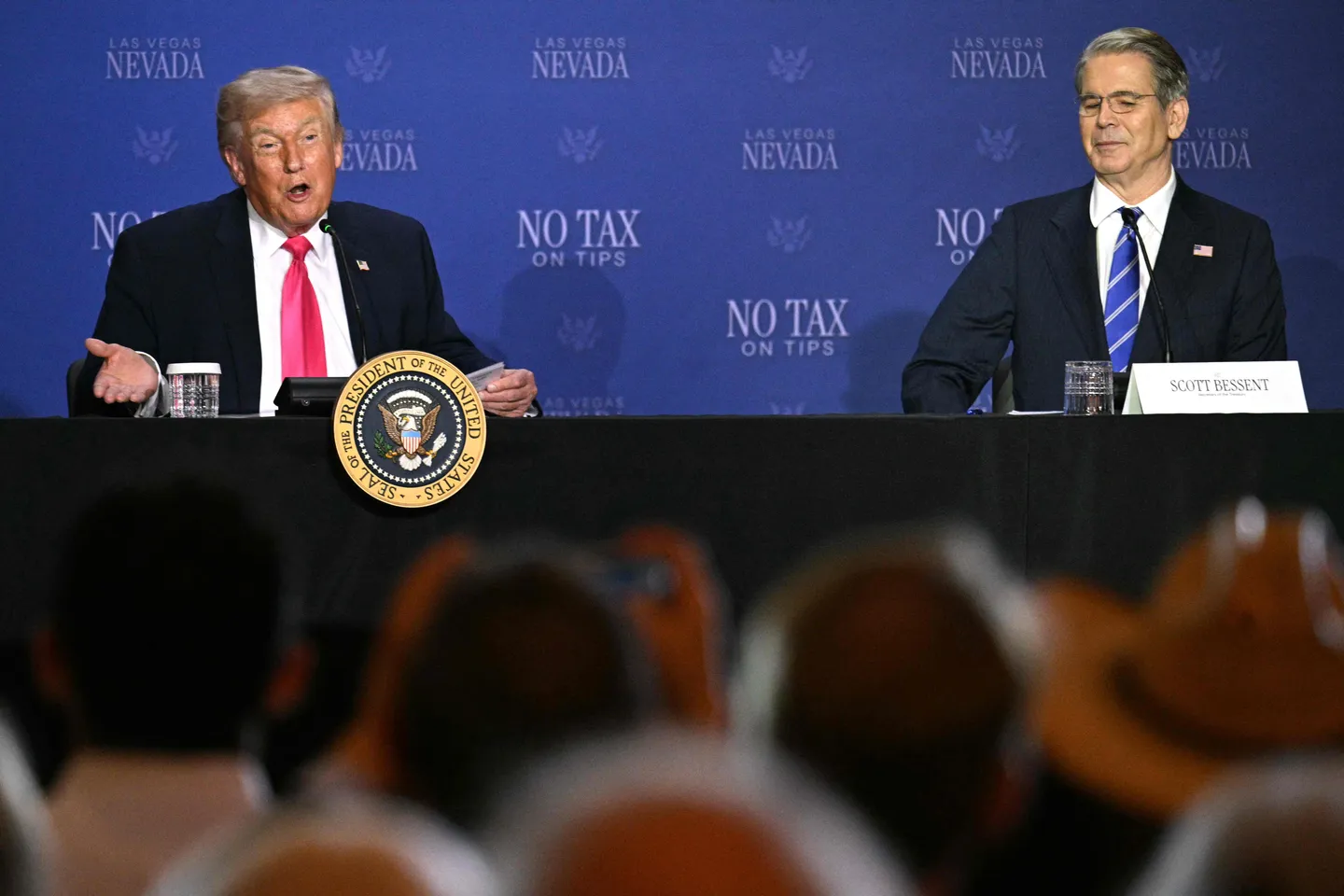 US deficit hits $2T in a year, highest level since 2021