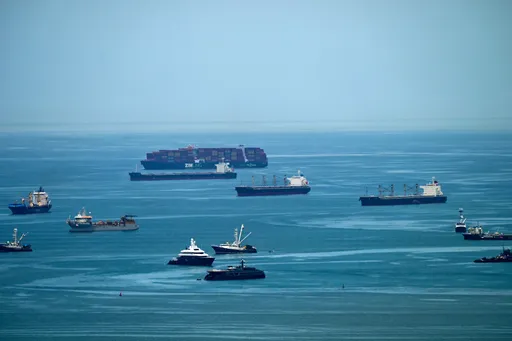 Détroit d'Ormuz perturbé: les frais de passage du canal de Panama s'envolent à 4 millions de dollars