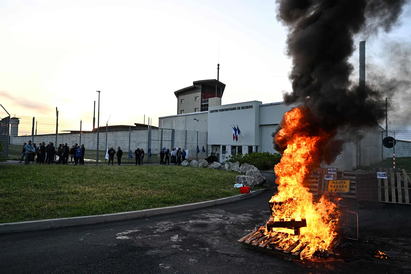 France: blocage des prisons face au manque de personnel et à la surpopulation