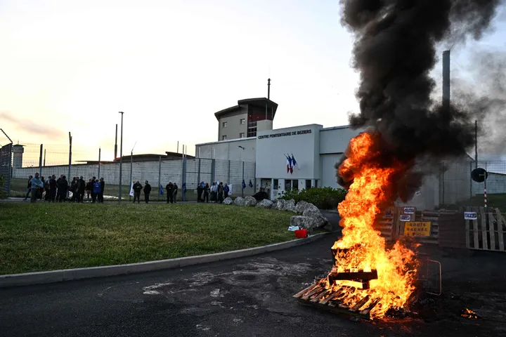 France: blocage des prisons face au manque de personnel et à la surpopulation