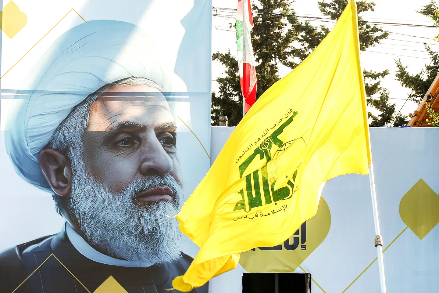 Hezbollah rechaza el acuerdo de alto el fuego mientras continúan los ataques israelíes en Líbano