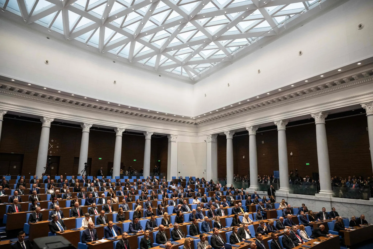 Бугарија: Парламентот ќе одлучува распоредување на американски авиони за полнење гориво